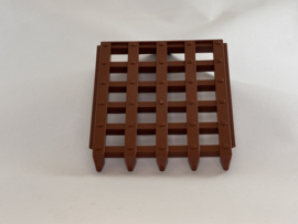 Poort bruin voor kasteel Duplo