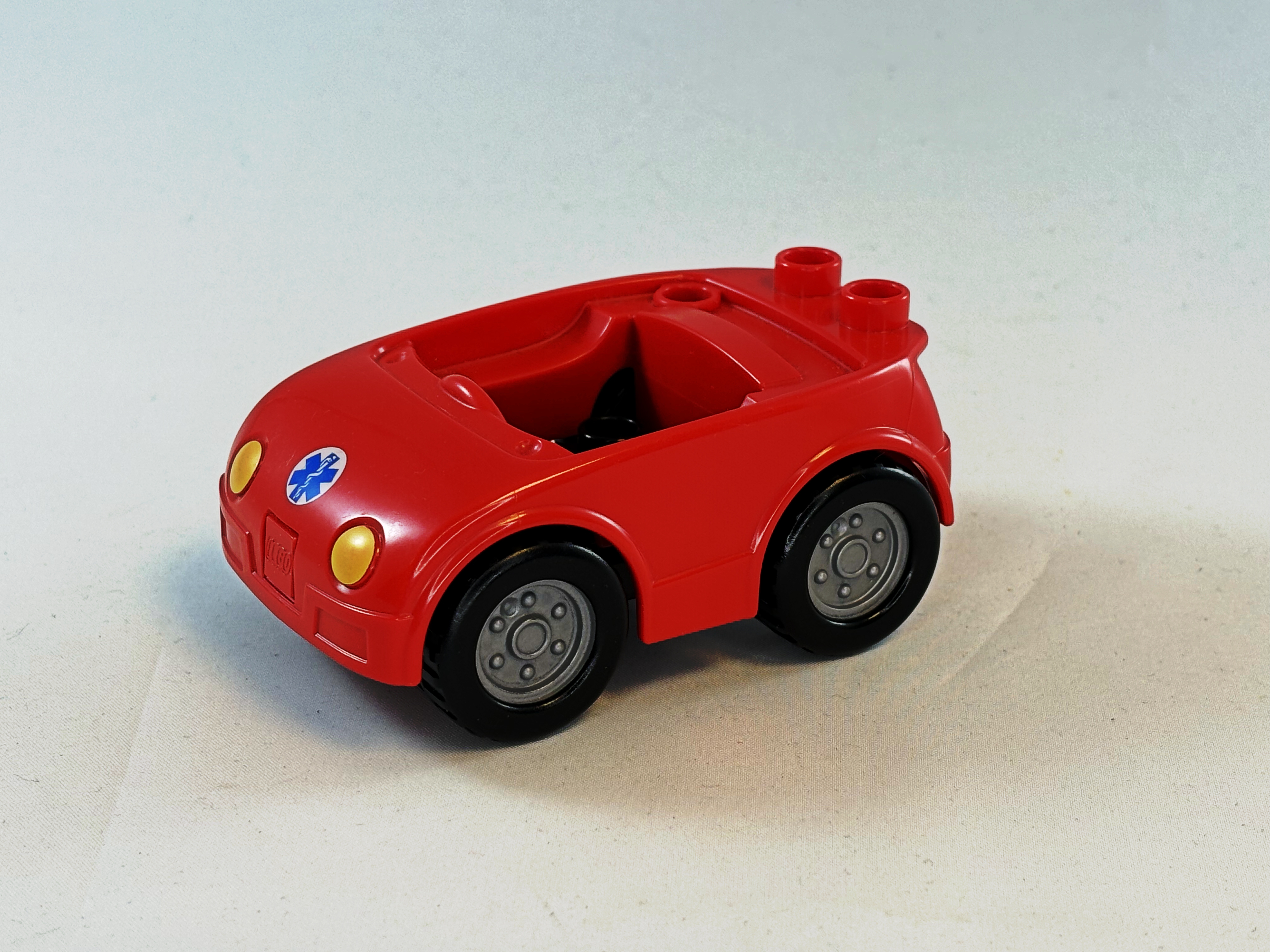 Auto rood ziekenhuis Duplo