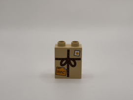 2 nops blok hoog zandkleurig pakketje met oranje label  Duplo