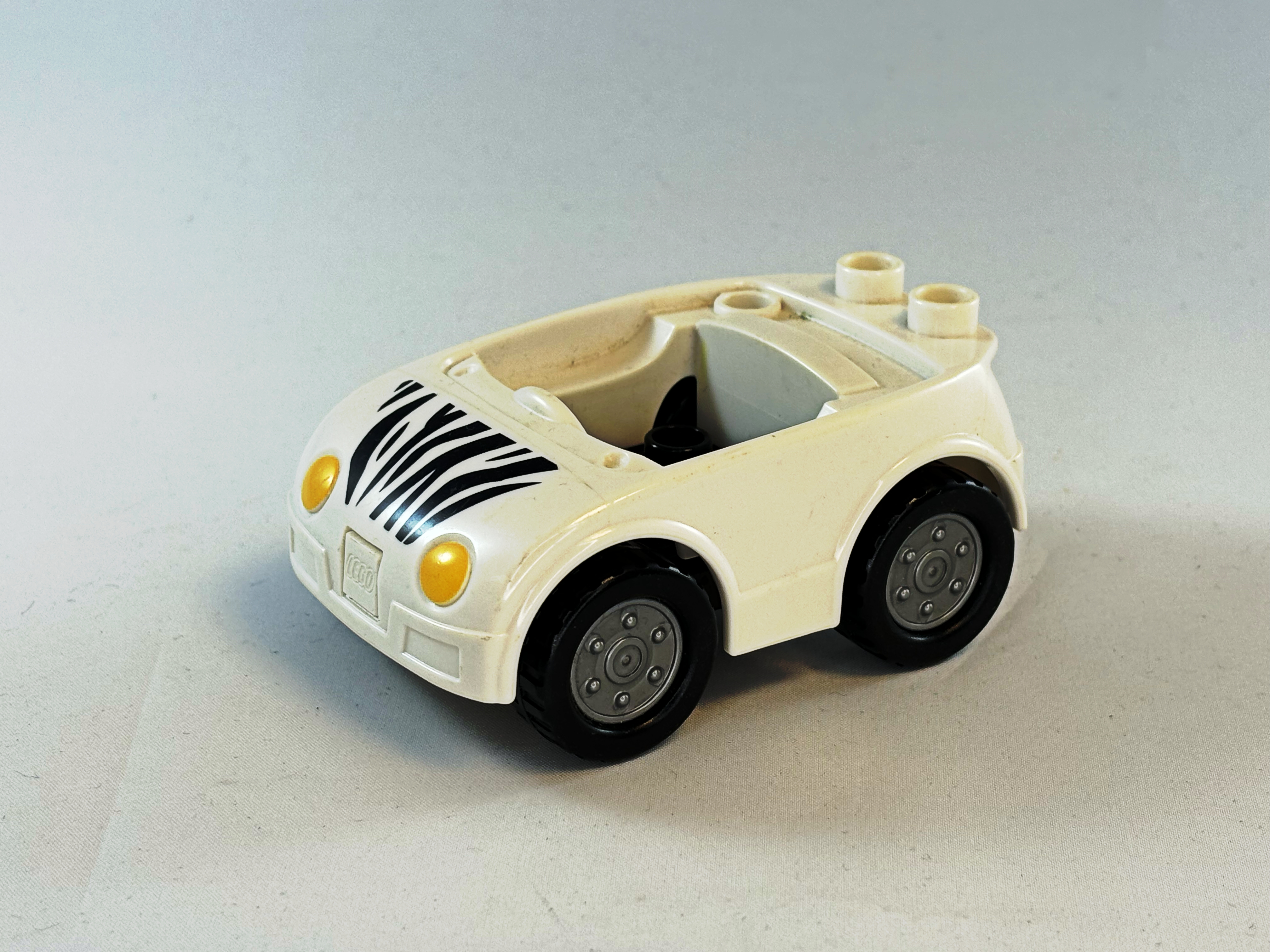 Safari auto wit Duplo