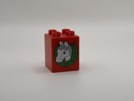 Paard op blok hoog rood  Duplo