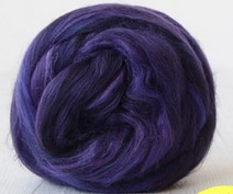 Purple Emporor Butterfly 30% tussahzijde en 70% Merino per 25 gram