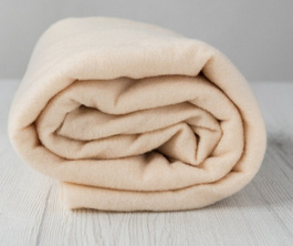 naaldvlies 19 mic  Acacia l150cm breed  per 10 cm (v)