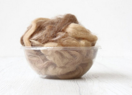 Wool tops mill waste per 50 gram Light medium Brown