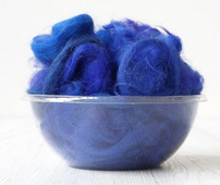 Wool tops mill waste per 50 gram Royal Blue