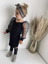 Jurk met tule mouw  | Zwart