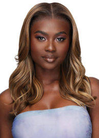 Outre Airtied 13×6 HD Lace Frontal Wig – HHB-Loose Body Wave 18″