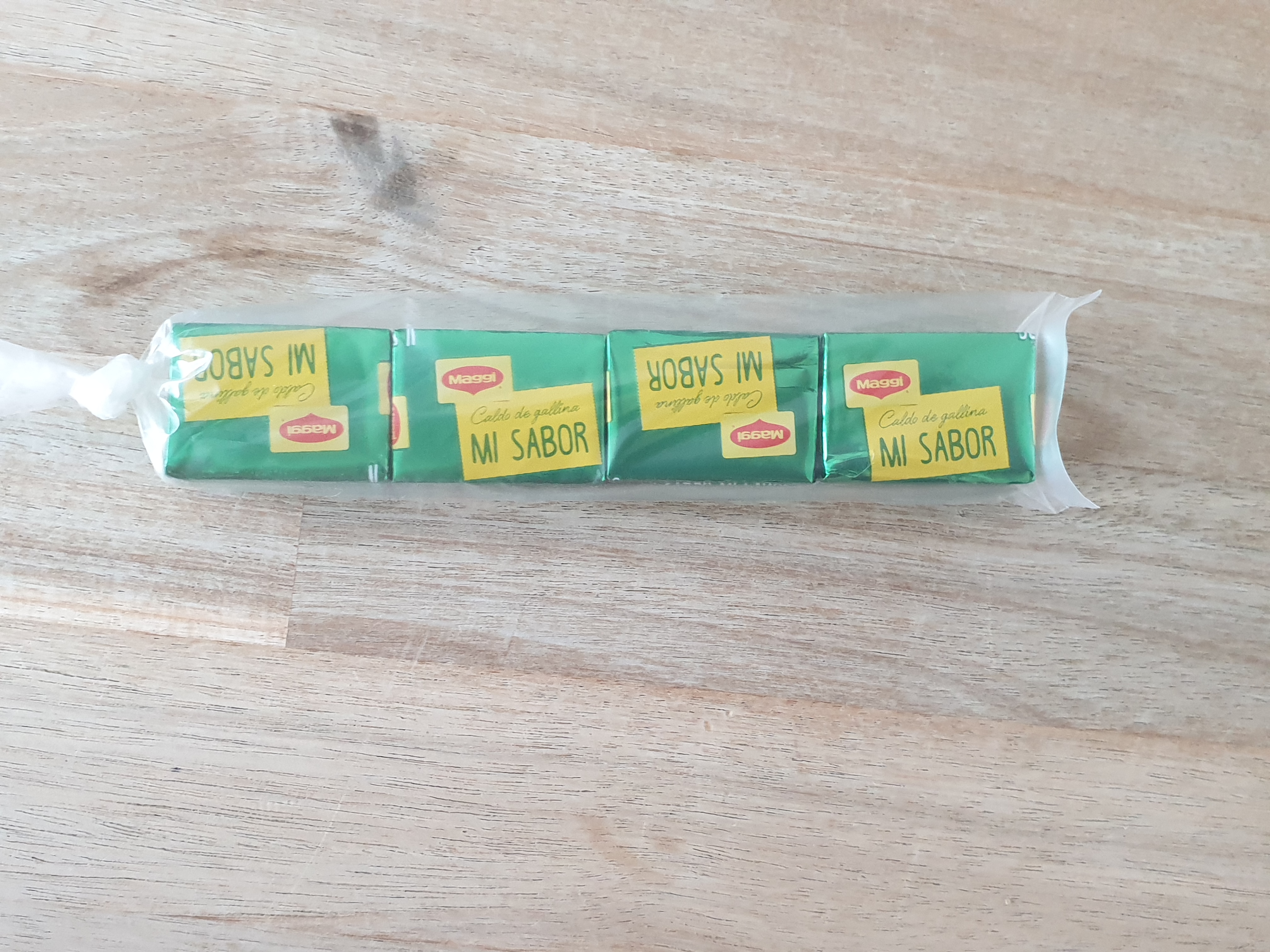 Maggi Caldo de Gallina mi Sabor 4 tabletas
