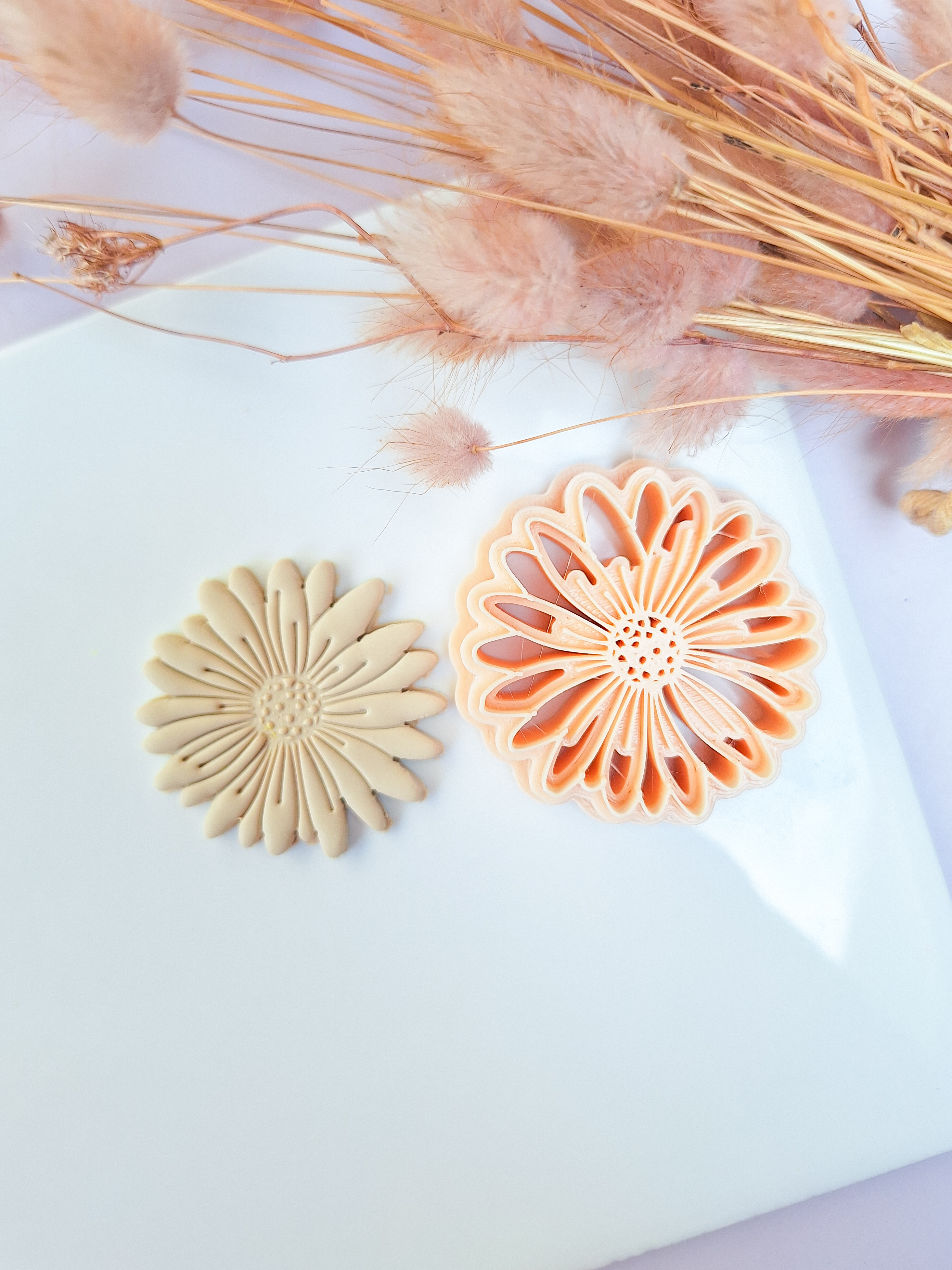 Clay cutter - Daisy april