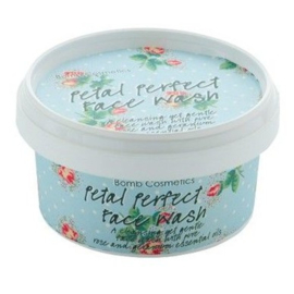 Face wash - Petal perfect - Bomb cosmetics