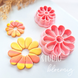 Clay cutter - Petal pop