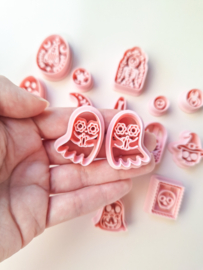 Clay cutter - Floral ghostie