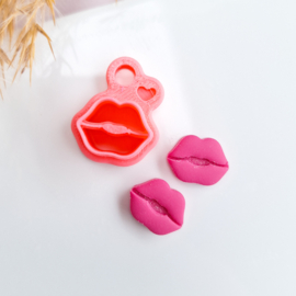 Clay cutter - Kiss
