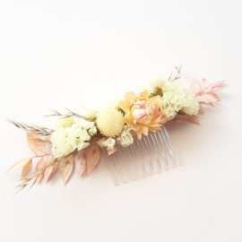 Haarkam met gedroogde bloemen - klein roze dag