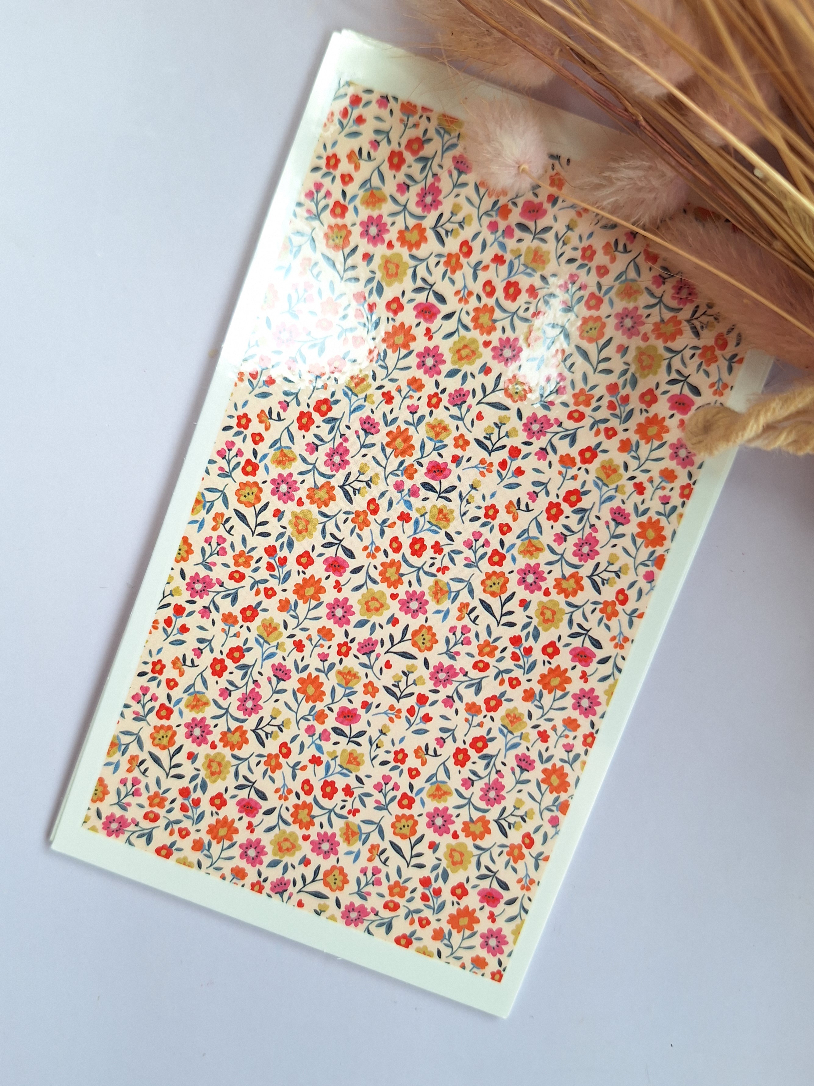 Water transfer print - Dancing flowers