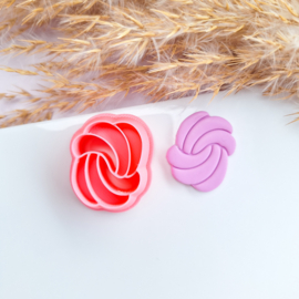 Clay cutter - Knot 2