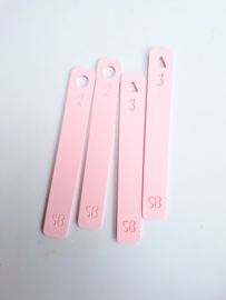 Maatlatjes voor polymeerklei 2 of 3mm dik.