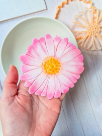 Trinket dish cutter - Daisy