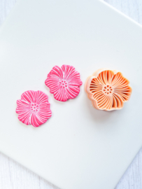 Clay cutter - Ribbed flower