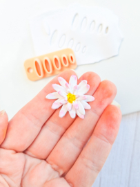 Clay cutter - Flower petal tool - Daisy