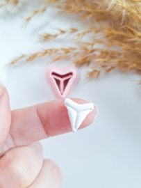 Clay cutter - Shark tooth stud