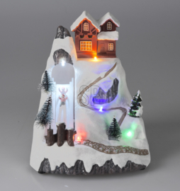 4 x Wintertafereel met Glijbaan - Led - Beweging - H=21cm B=17,5cm - B/O  KH0820