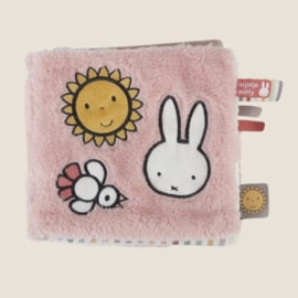 Nijntje Activiteitenboekje Fluffy Pink