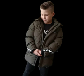 Icon winterjas, kleur legergroen.