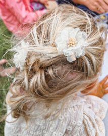 Hairclip bridesmaid blossom white