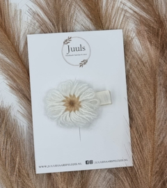 Haarspeldje Wol Flower Off White bekleed clipje
