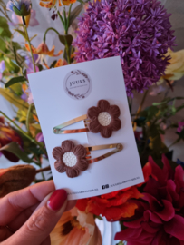 Spring collection hairclips flower brown