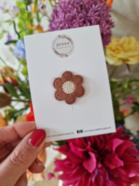 Spring collection anti slip hairclip flower brown
