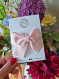 Spring collection bow light pink