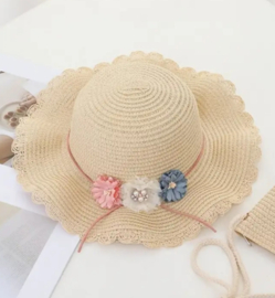 Summer hat flowers