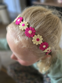 Spring collection diadeem flowers dark pink-yellow