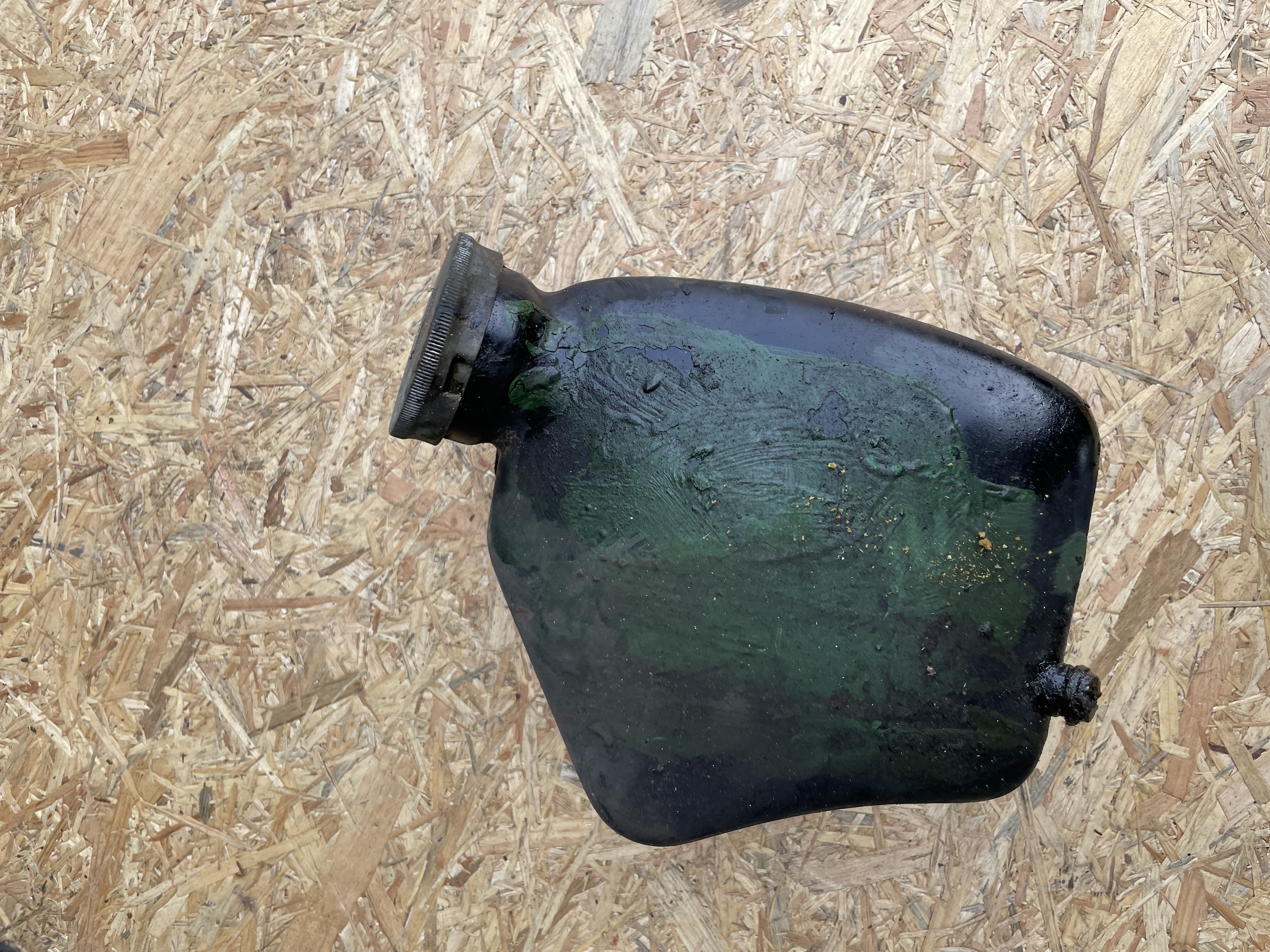 Matchless olietank