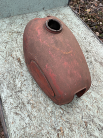 Adler benzine tank