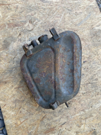 Triumph olietank