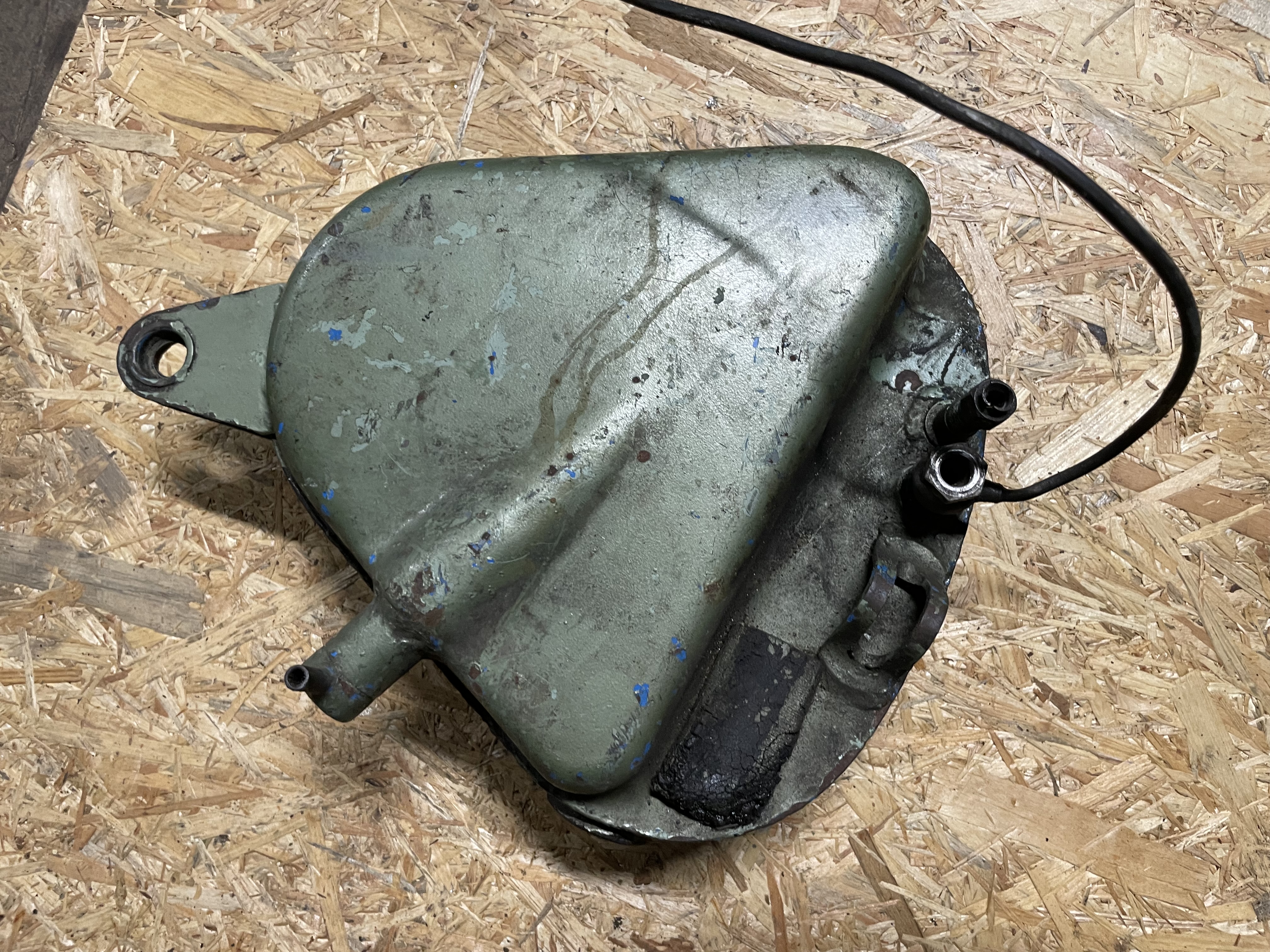 BSA olietank