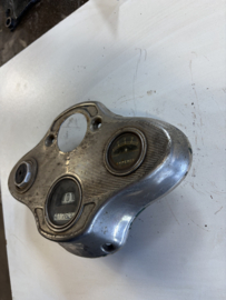 A ford dasboard speedometer