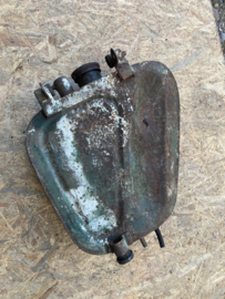 Triumph olietank