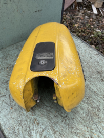 Honda f1 benzine tank