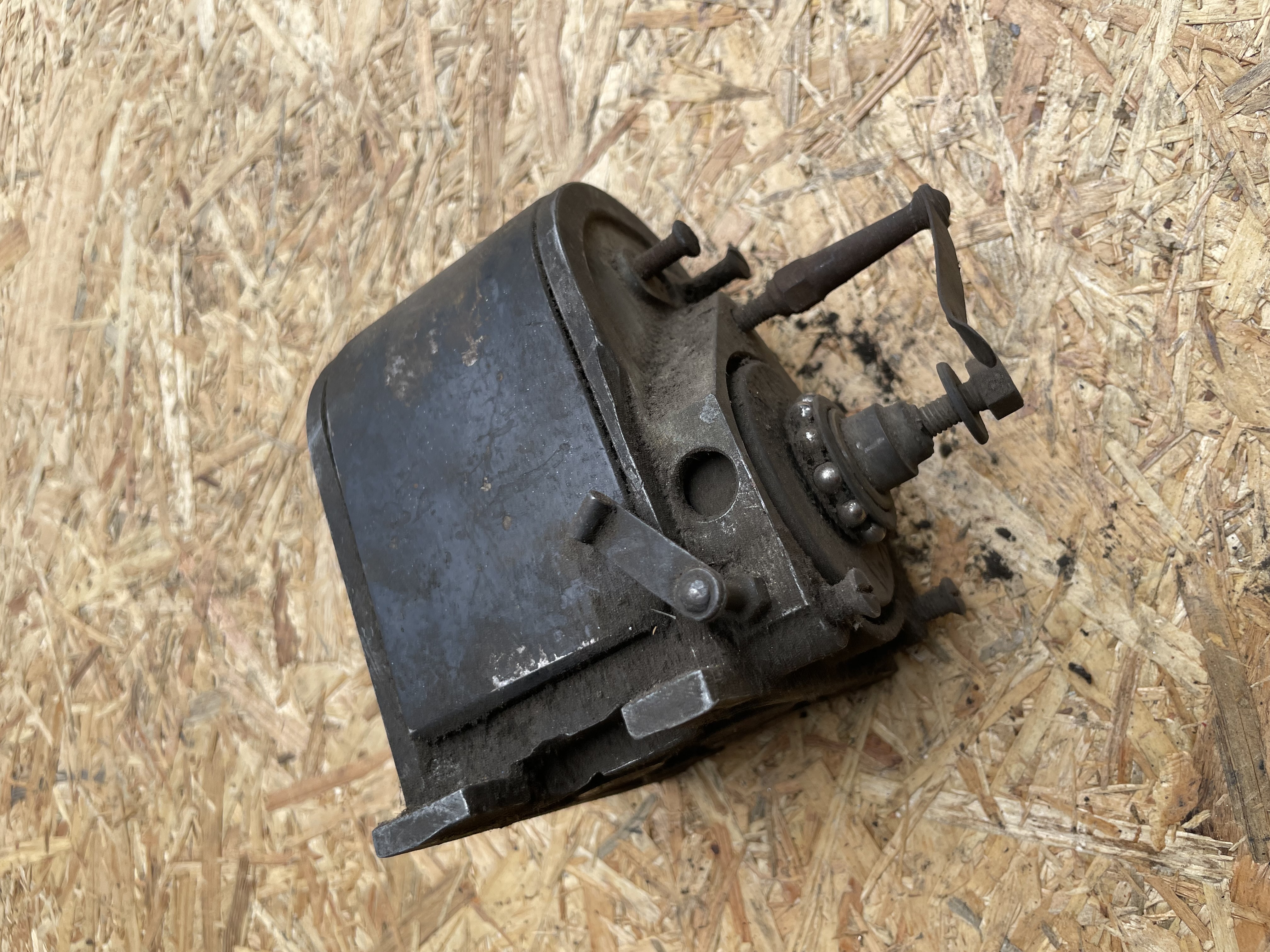 Magneti Marrelli magneet