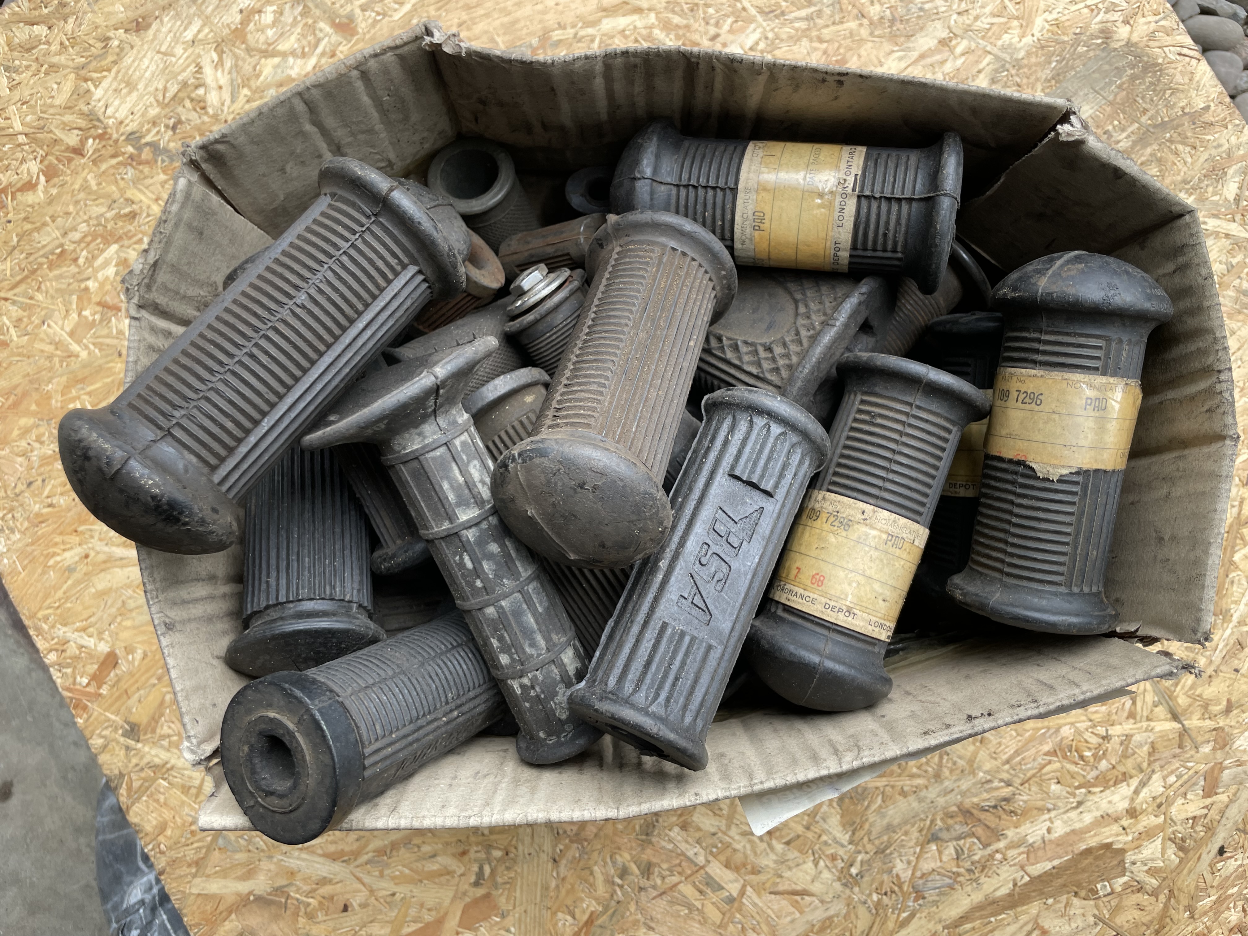 Doosje vol voetsteun rubbers