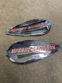 Harley-davidson tank logo's