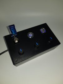 Pc or Ps4 USB button box 13 functions back lit blue for simracing