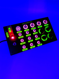 PC USB 31 functions button box for Simracing with all backlit buttons, 4 encoders, 4x 2 way  backlit rotaries and engine start button with ignition toggle