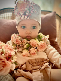 Cover your little one in Flowers