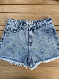 DENIM SHORT MET GEKLEURDE STEENTJES