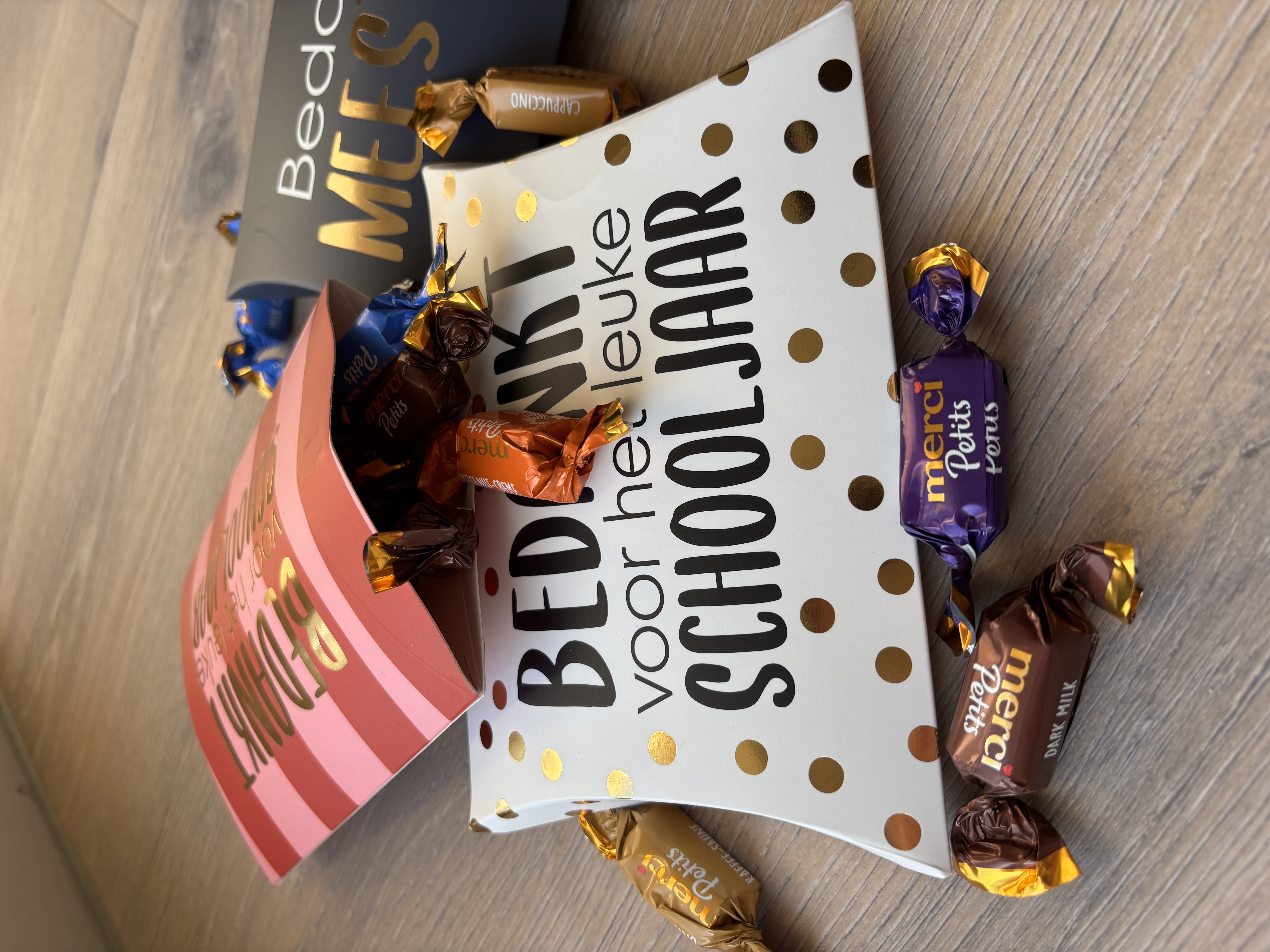 Chocolaatjes  | Bedankt voor het leuke schooljaar (roze